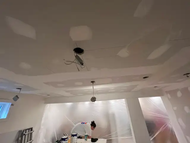 Drywall —-paint———-Taper ——mudding dm me - Photo 8