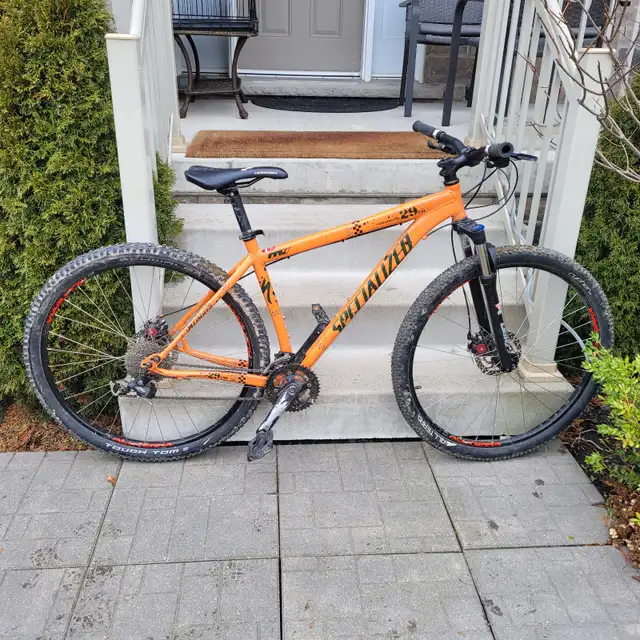 Specialized Rockhopper 29er Mountain Bike With Disc Brakes - Photo 2