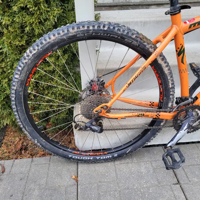 Specialized Rockhopper 29er Mountain Bike With Disc Brakes - Photo 7