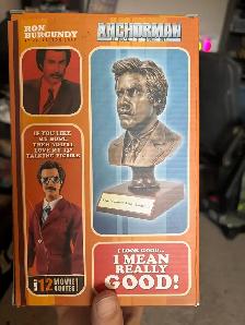 Selling Ron Burgundy collector bust. - Photo 2