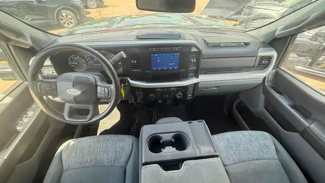 2023 Ford F250 Crew Cab Diesel 4x4 - Photo 13