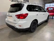 2017 Nissan Pathfinder Platinum-Midnigh Edition / Low  K/ Local - Photo 3