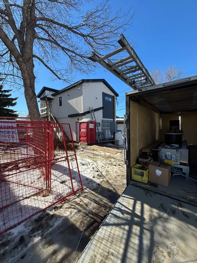 Gutter Installers & Helpers - Photo 3