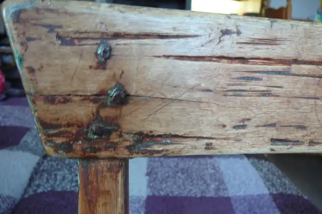 CHAISE ANTIQUE avec Chevilles , Clous à tête carrée , Babiche - Photo 4