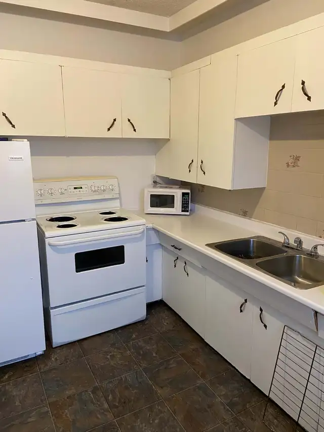 Room Near University For Rent - Photo 3