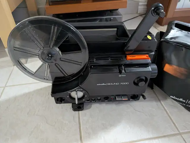 Minolta Sound 7000 (Super 8 film – with sound)