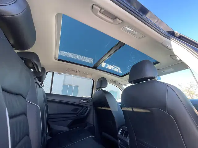 2018 Volkswagen Tiguan Highline 4-MOTION/AWD/7-PASSENGER/FULLY E - Photo 12