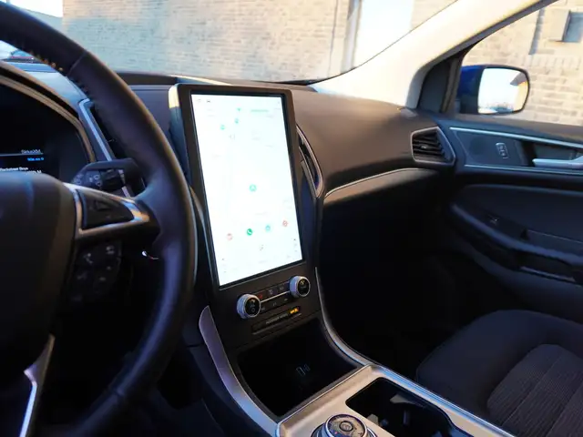 2022 Ford Edge SEL AWD - Photo 3