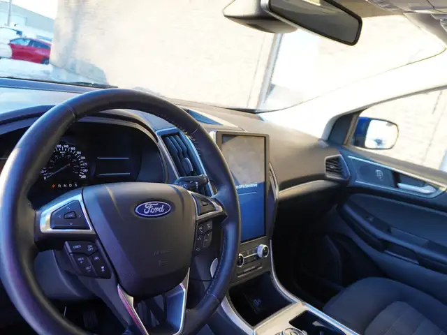 2022 Ford Edge SEL AWD - Photo 16