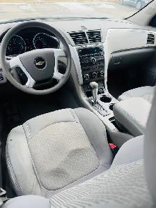 2010 Chevrolet Traverse 8 seater - Photo 4