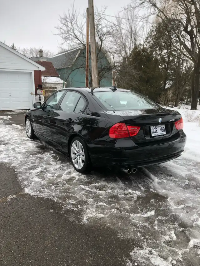 BMW 3 2011 - Photo 5