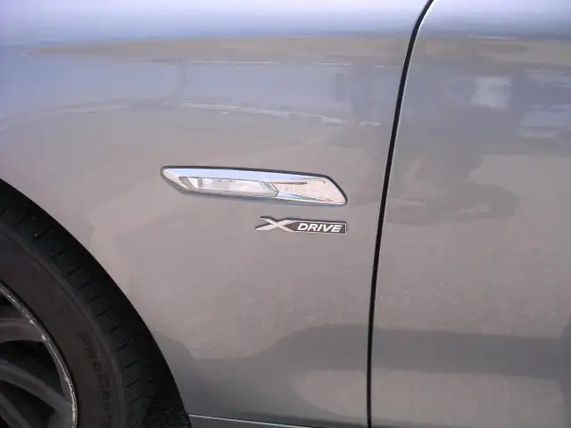 2012 BMW 5 Series 4dr Sdn 535i xDrive AWD - Photo 6