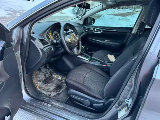 2018 Nissan Sentra SV CVT - Photo 6