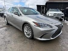 2020 Lexus ES 300h Premium Auto - Photo 3