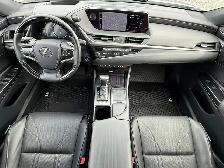 2020 Lexus ES 300h Premium Auto - Photo 9