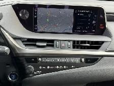 2020 Lexus ES 300h Premium Auto - Photo 14