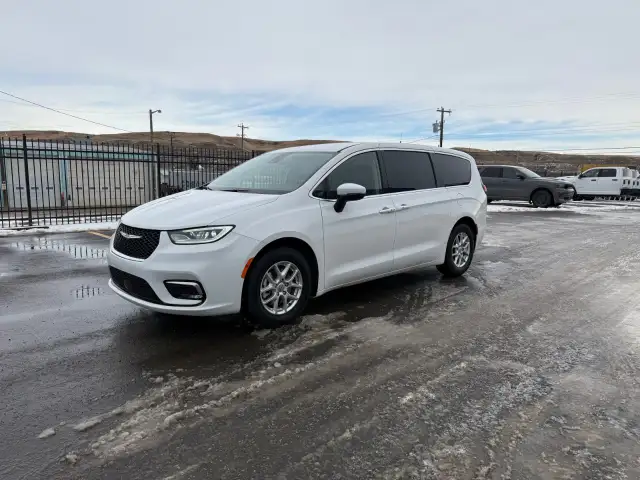 2023 Chrysler Pacifica