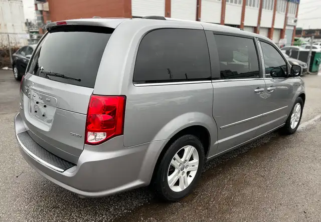 2014 Dodge Grand Caravan Crew - Photo 5