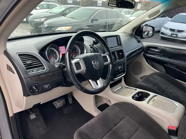 2014 Dodge Grand Caravan Crew - Photo 11