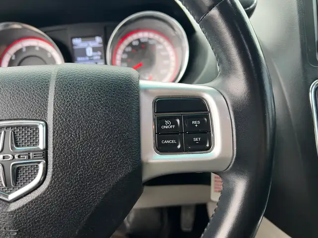 2014 Dodge Grand Caravan Crew - Photo 32