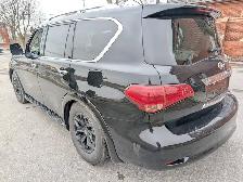 2011 Infiniti QX56 4WD | 8-seater! | Sun-roof! | Heated seats! | - Photo 5