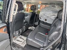 2011 Infiniti QX56 4WD | 8-seater! | Sun-roof! | Heated seats! | - Photo 11