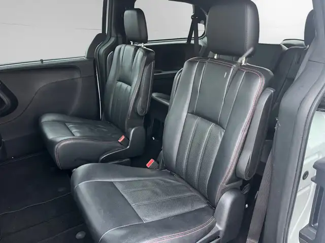 2019 Dodge Grand Caravan GT | CLEAN CARFAX | BACK-UP CAM | LEATH - Photo 12