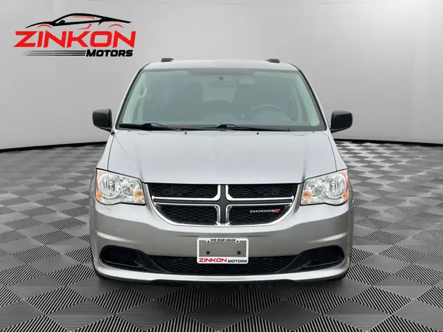 2017 Dodge Grand Caravan SXT | CLEAN CARFAX | BIG SCREEN | BACK- - Photo 6