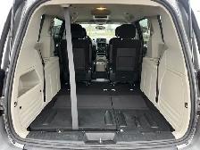 2017 Dodge Grand Caravan SXT | CLEAN CARFAX | BIG SCREEN | BACK- - Photo 16