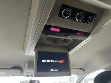 2017 Dodge Grand Caravan SXT | CLEAN CARFAX | BIG SCREEN | BACK- - Photo 18