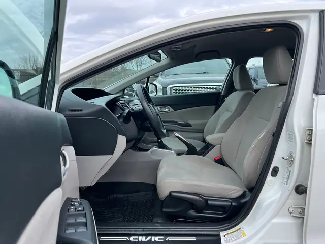 2013 Honda Civic LX - Photo 10