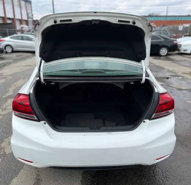 2013 Honda Civic LX - Photo 18