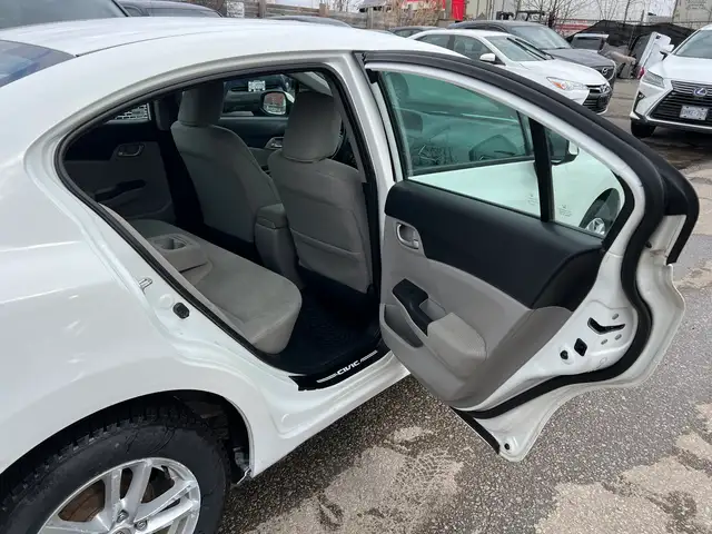 2013 Honda Civic LX - Photo 20