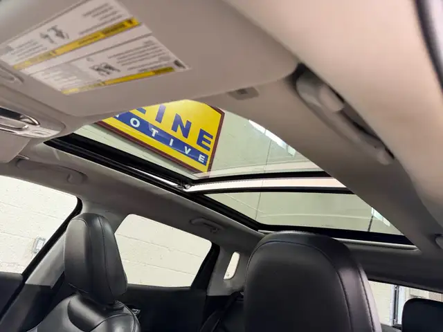2019 Jeep Compass Limited 4x4 - PANO-ROOF - HEATED SEATS & STEER - Photo 13