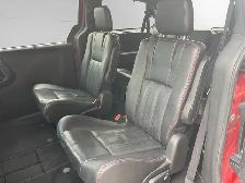 2014 Dodge Grand Caravan R/T | CLEAN CARFAX | BACK-UP CAM | LEAT - Photo 12