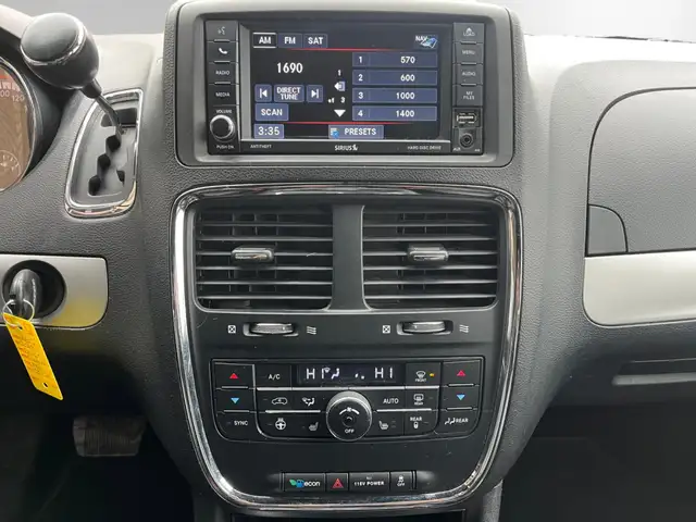 2014 Dodge Grand Caravan R/T | CLEAN CARFAX | BACK-UP CAM | LEAT - Photo 15