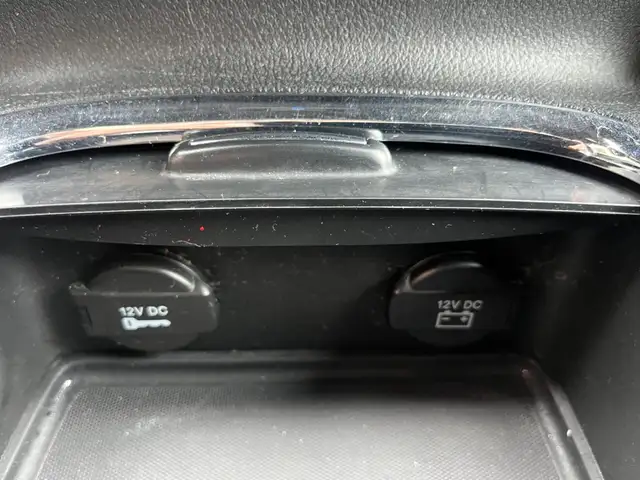 2014 Dodge Grand Caravan R/T | CLEAN CARFAX | BACK-UP CAM | LEAT - Photo 22