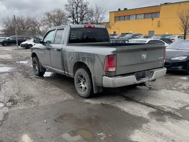 2012 Ram 1500 4WD Quad Cab 140.5' ST 4.7L V8 - Photo 2