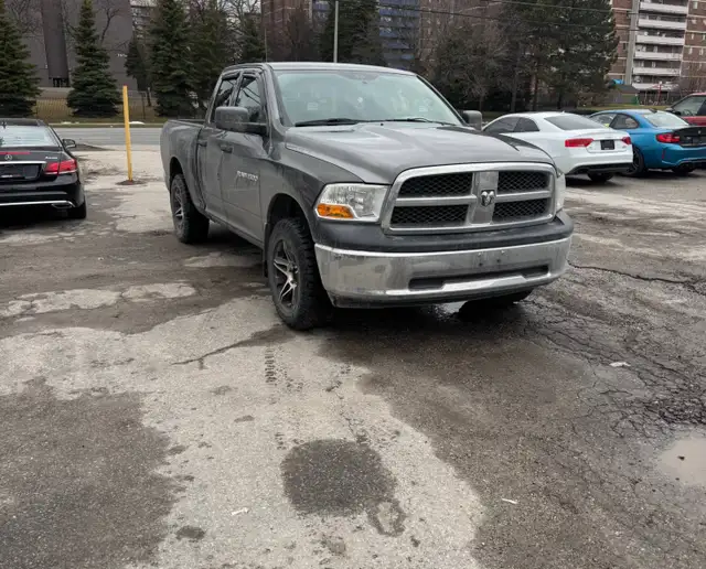 2012 Ram 1500 4WD Quad Cab 140.5' ST 4.7L V8 - Photo 3