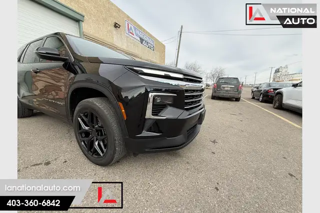 2025 Chevrolet Traverse LT ACTIVE STATUS!! ONE OWNER!!