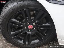 2018 Jaguar XE 25t AWD R-Sport | RED INTERIOR |CERTIFIED - Photo 6