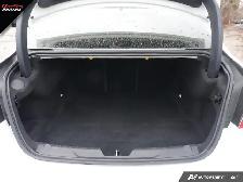 2018 Jaguar XE 25t AWD R-Sport | RED INTERIOR |CERTIFIED - Photo 10