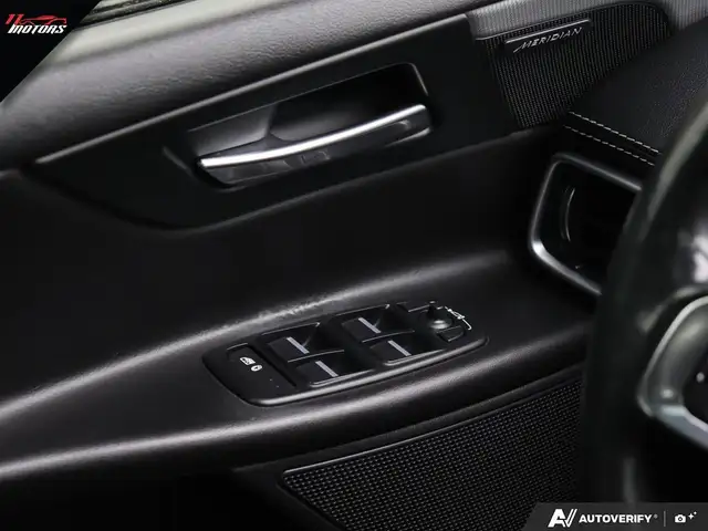 2018 Jaguar XE 25t AWD R-Sport | RED INTERIOR |CERTIFIED - Photo 16
