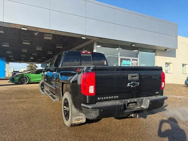 2018 Chevrolet Silverado 1500 2LZ LTZ Z71 6.2L - Photo 4