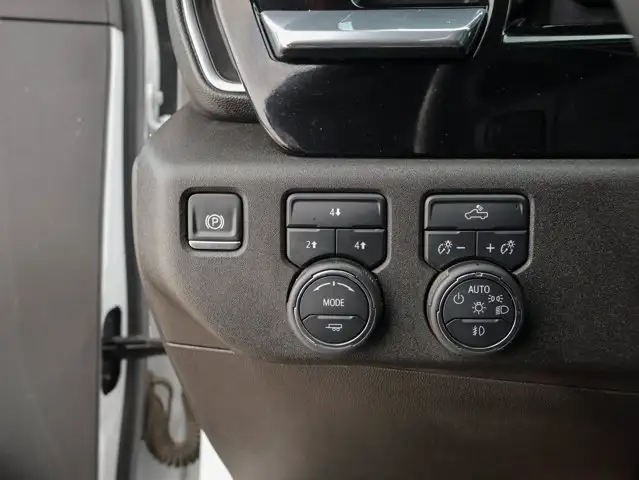 2025 Chevrolet Silverado 2500HD LT 6.6L Duramax - Photo 22