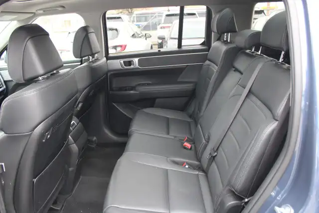 2025 Hyundai Santa Fe LUXURY AWD - Photo 10