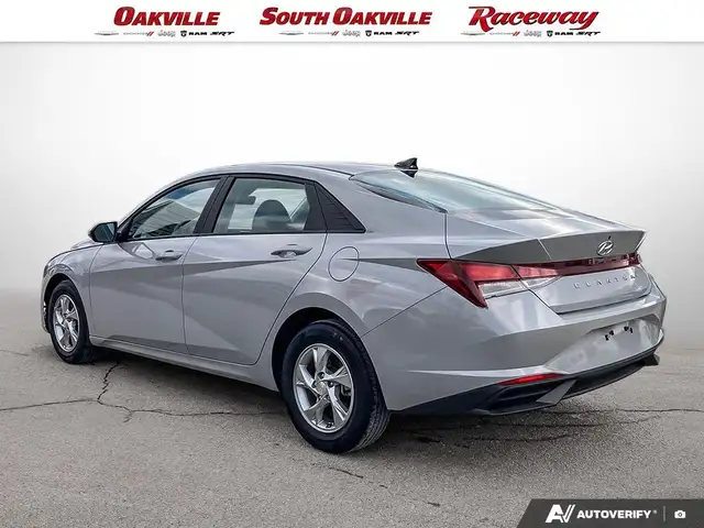 2023 Hyundai Elantra SEL | CARPLAY | HEATED SEATS | NO ACCIDENTS - Photo 4