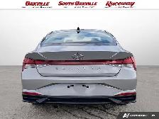 2023 Hyundai Elantra SEL | CARPLAY | HEATED SEATS | NO ACCIDENTS - Photo 5