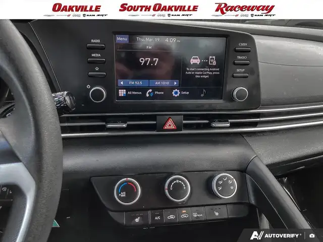 2023 Hyundai Elantra SEL | CARPLAY | HEATED SEATS | NO ACCIDENTS - Photo 19