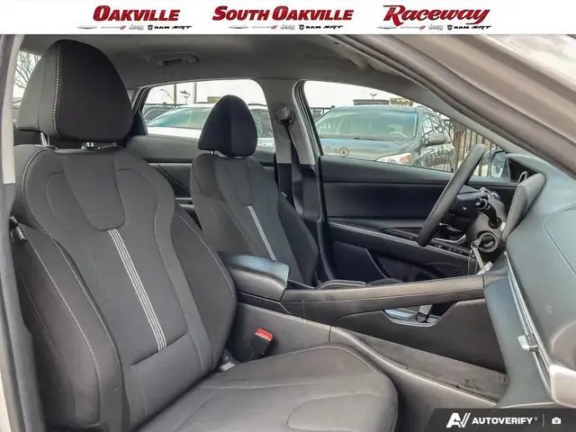 2023 Hyundai Elantra SEL | CARPLAY | HEATED SEATS | NO ACCIDENTS - Photo 22